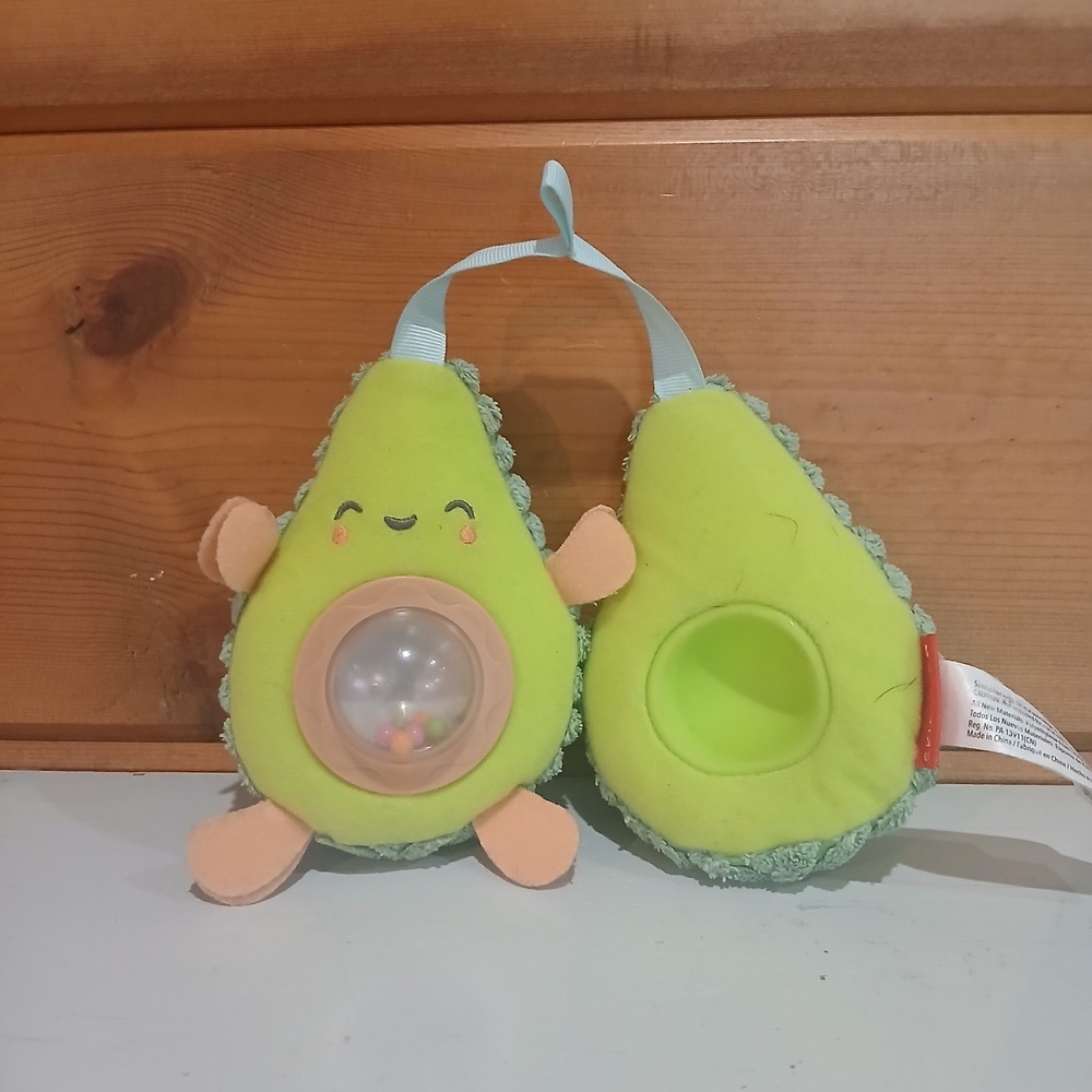 Skip Hop Farmstand‎ Avocado Stroller Toy with Peek-a-Boo Rattle Center E2